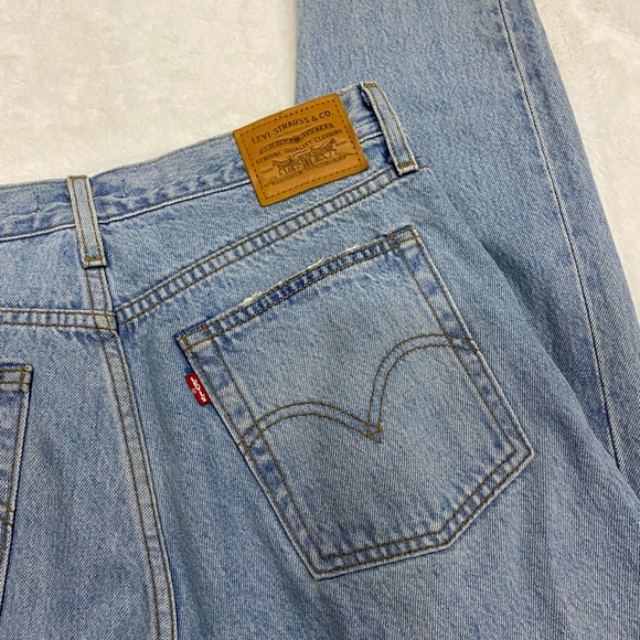 Levi's distresed womens wedgie jeans size 28 - Picture 6 of 6